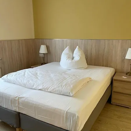 Select & Aparts Hotel 3*