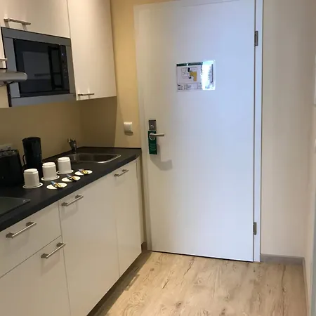 Select & Aparts Hotel 3*