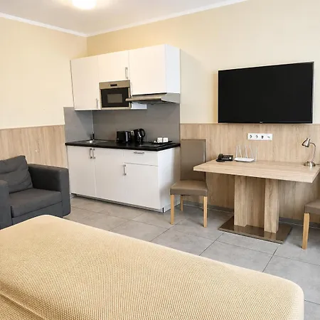 Otel Select & Aparts 3*