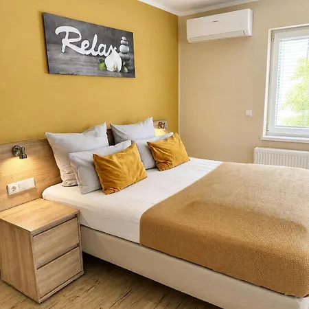 Select & Aparts Otel 3*