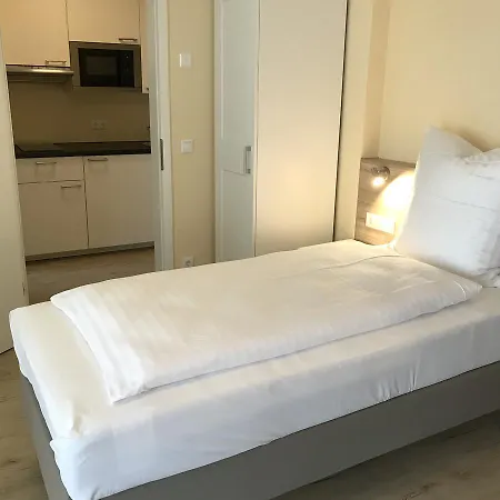 Select & Aparts Hotel 3*