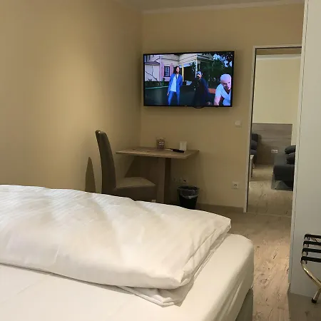 Select & Aparts 3* メンヒェングラートバッハ