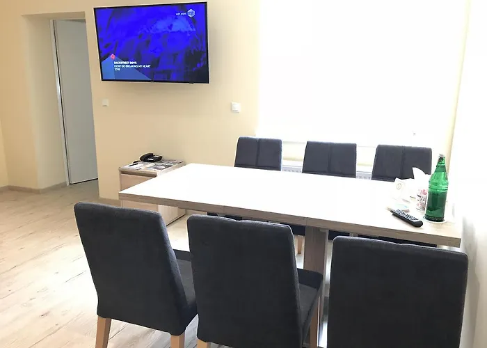 Select & Aparts Hotel 3*